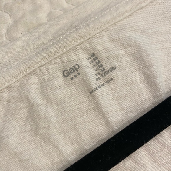 *Two for one* Gap tops - Picture 7 of 7